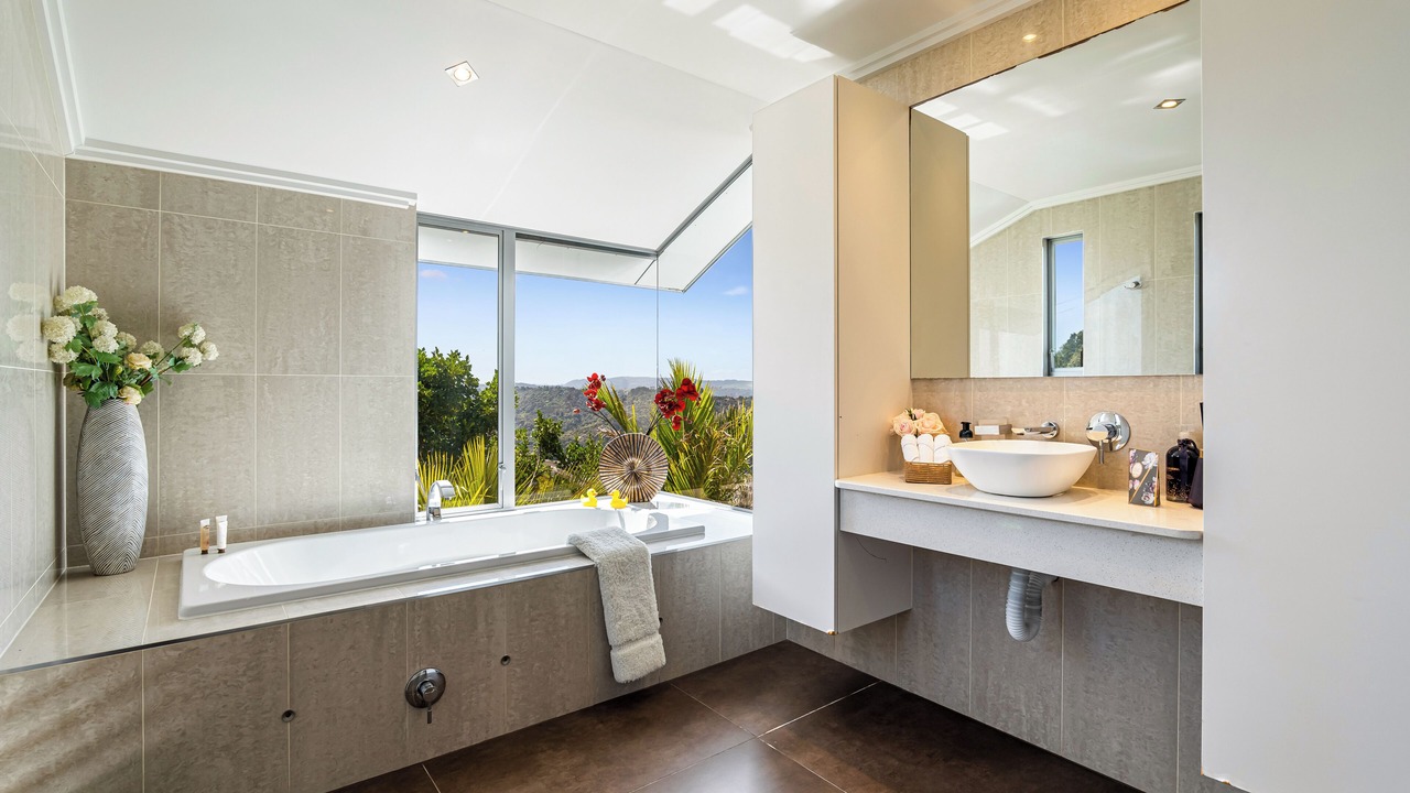 Photo of Bathroom in Waiwera