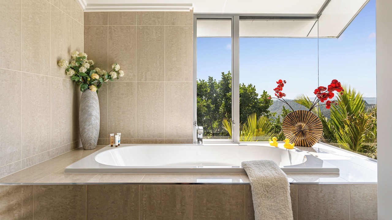 Photo of Bathroom in Waiwera