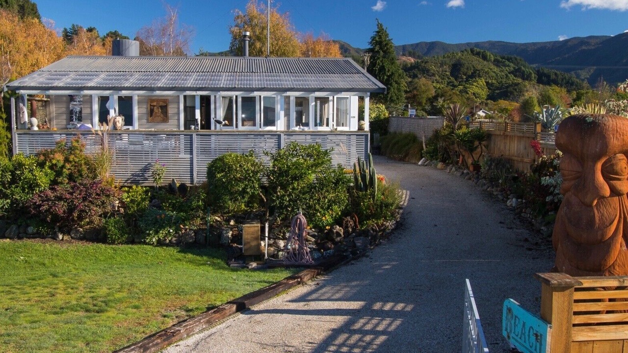 Photo of Outdoor in Ngaio Bay