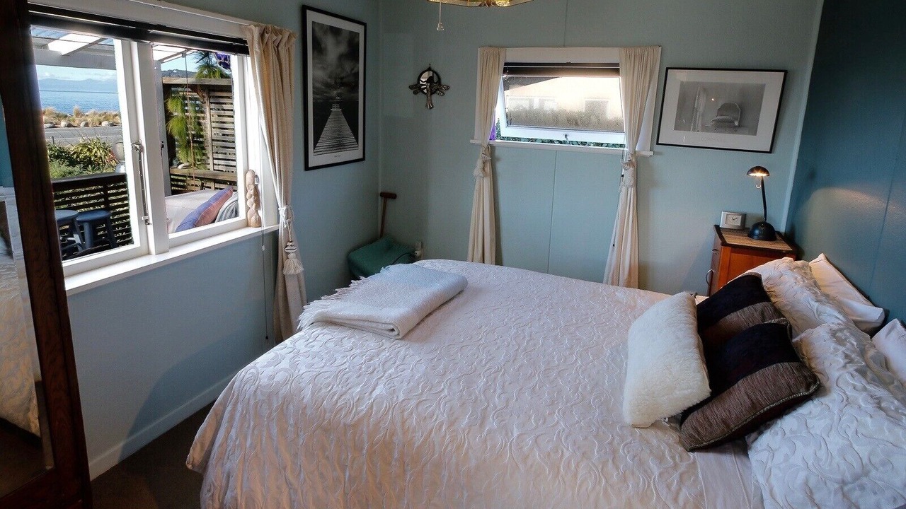 Photo of Bedroom in Ngaio Bay