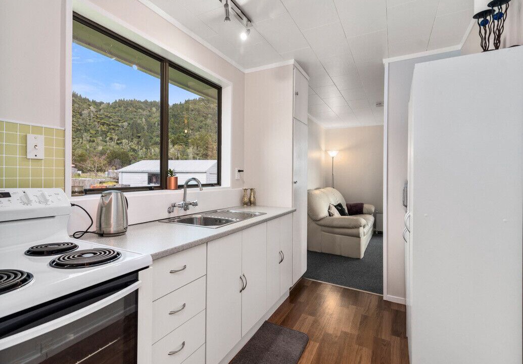 Photo of Kitchen in Lake Okataina