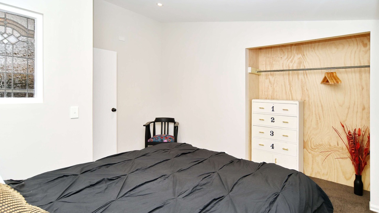 Photo of Bedroom in Pines Beach