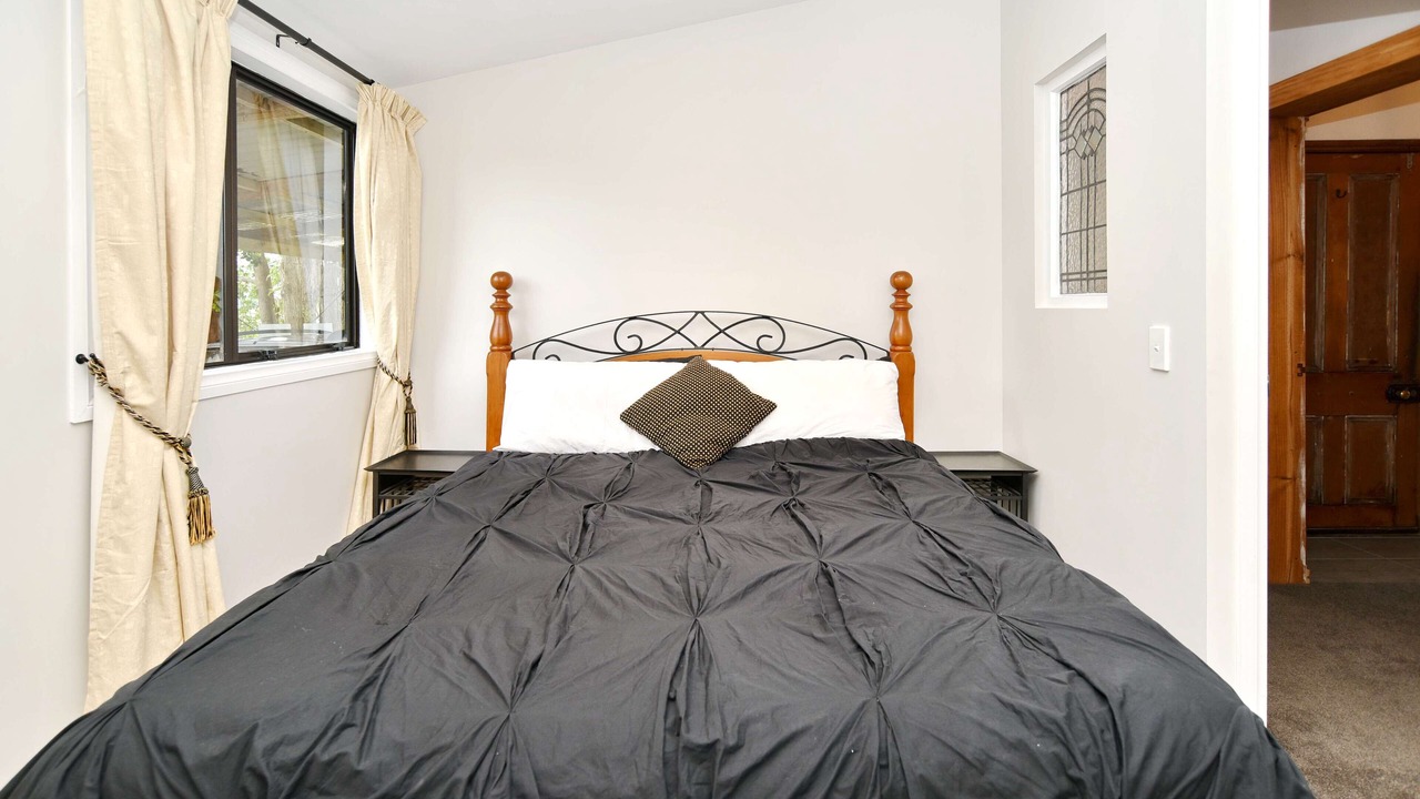 Photo of Bedroom in Pines Beach