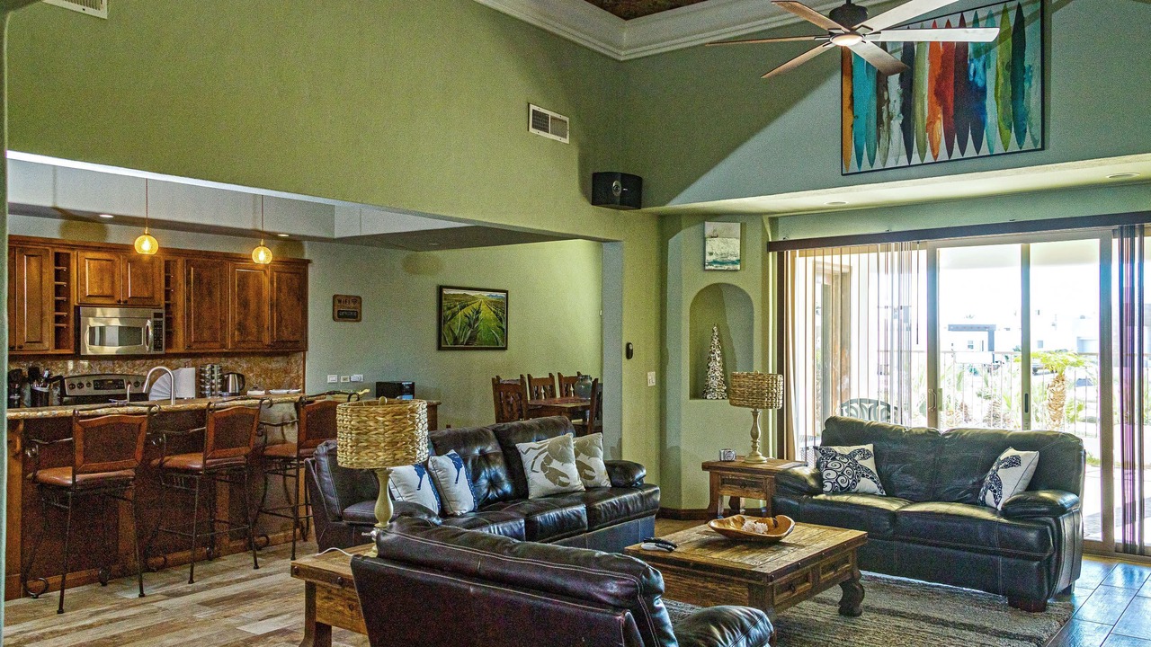 Photo of Livingroom in Sandy Beach