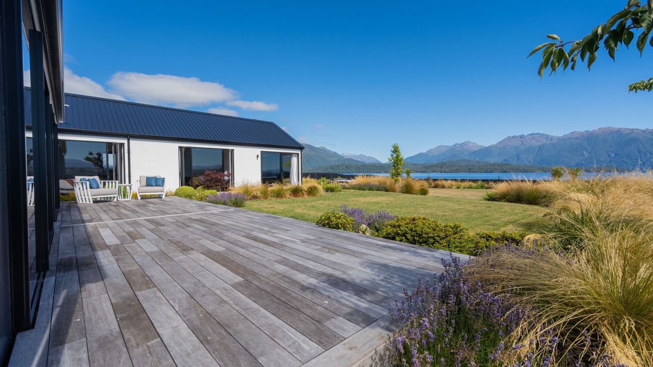 Photo of Patio Balcony in Te Anau