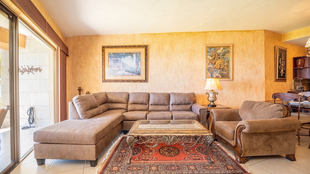 Photo of Livingroom in Oriente