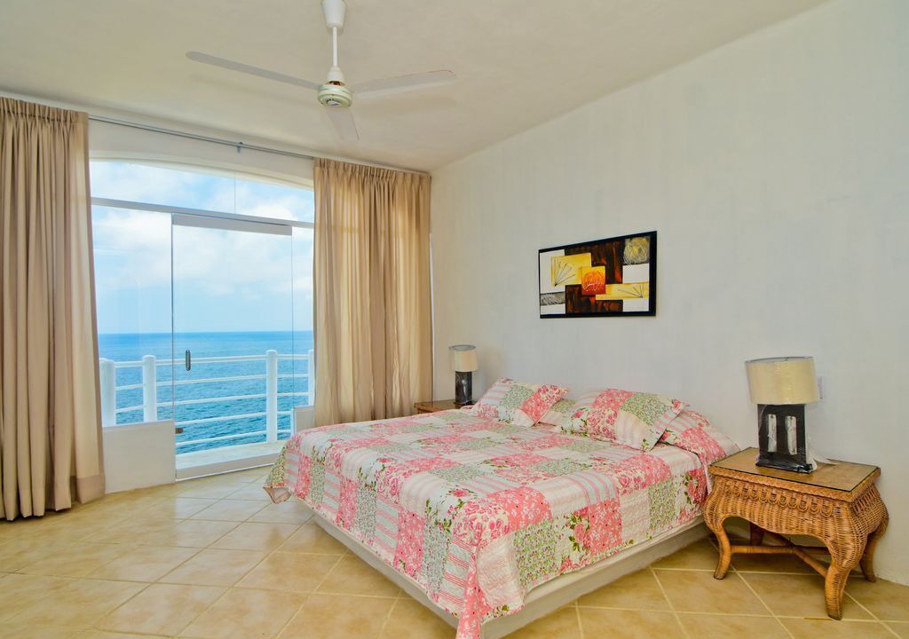 Photo of Bedroom in South Shore Hotel Area