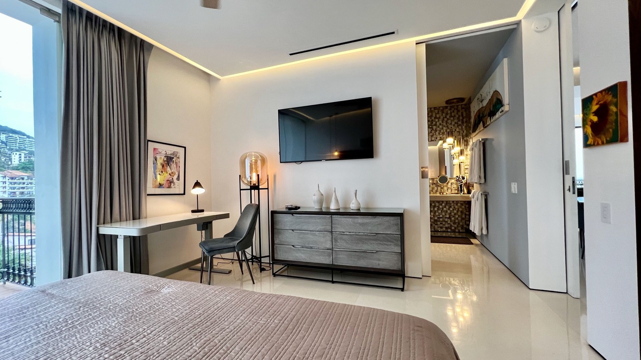 Photo of Bedroom in Romantic Zone