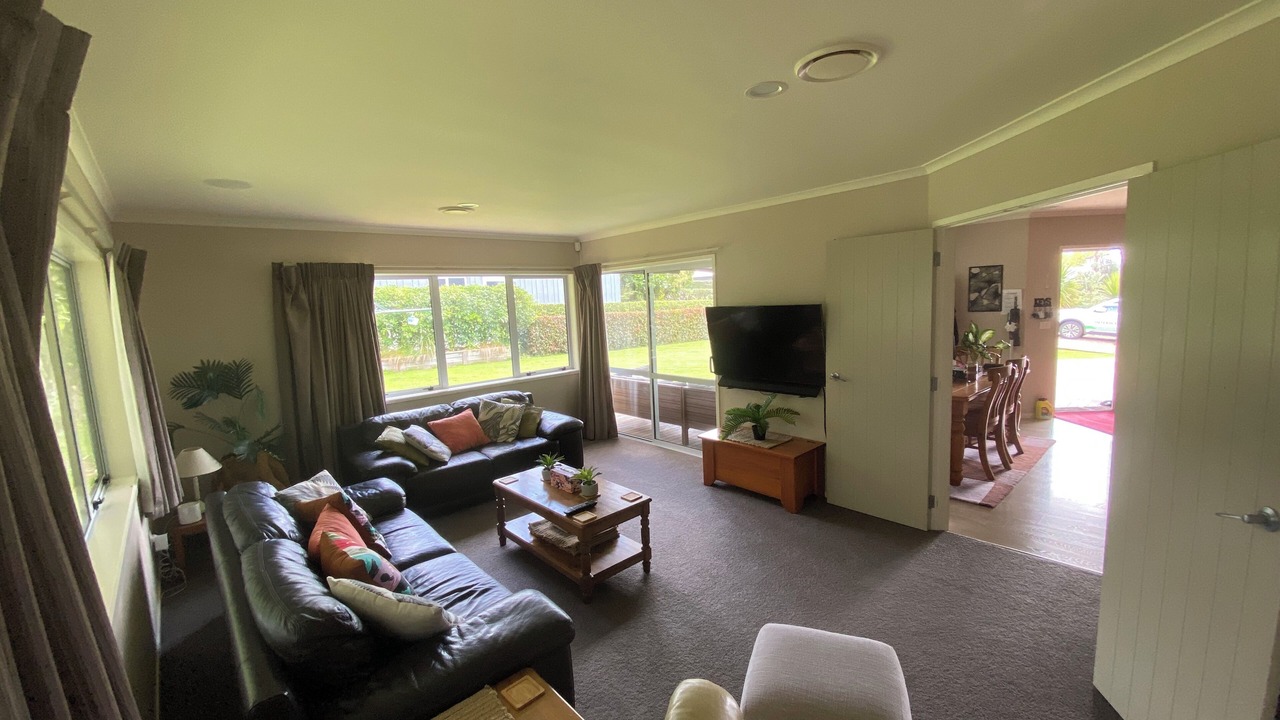 Photo of Livingroom in Hahei