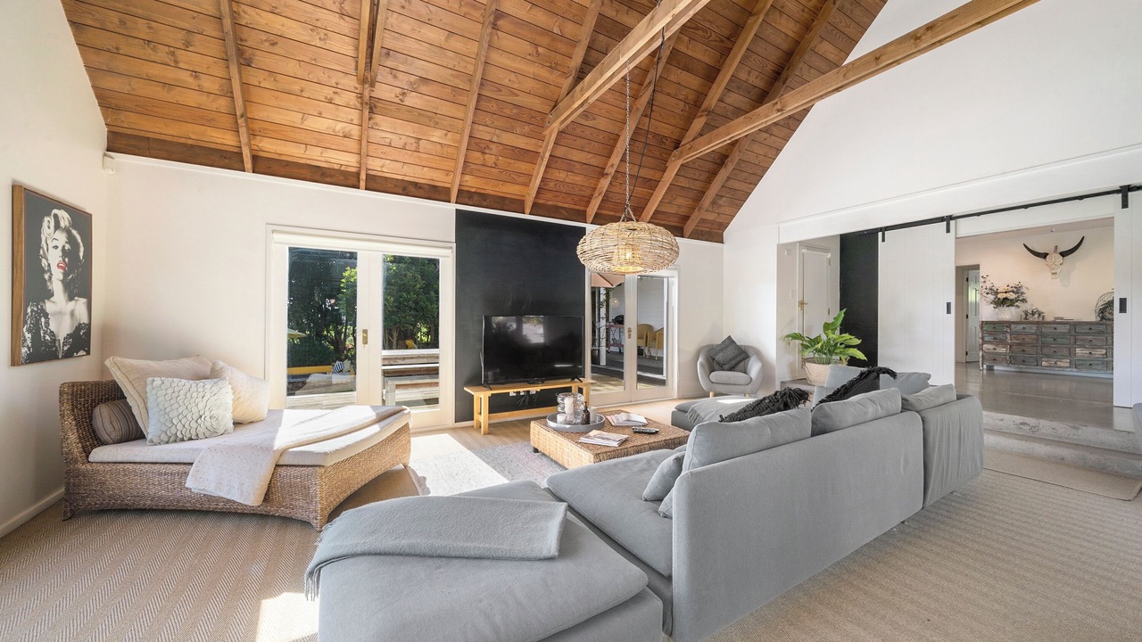 Photo of Livingroom in Te Horo Beach