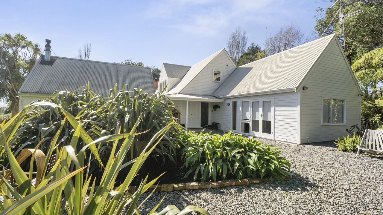 Photo of Outdoor in Te Horo Beach