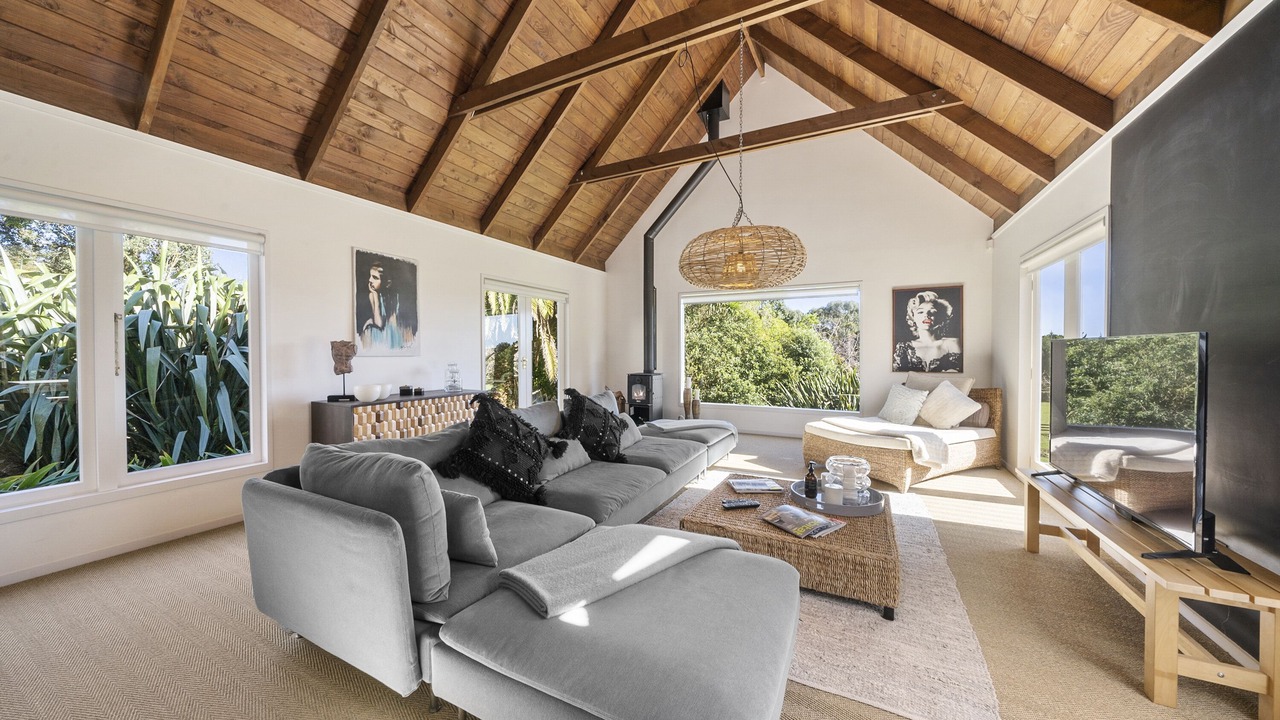 Photo of Livingroom in Te Horo Beach