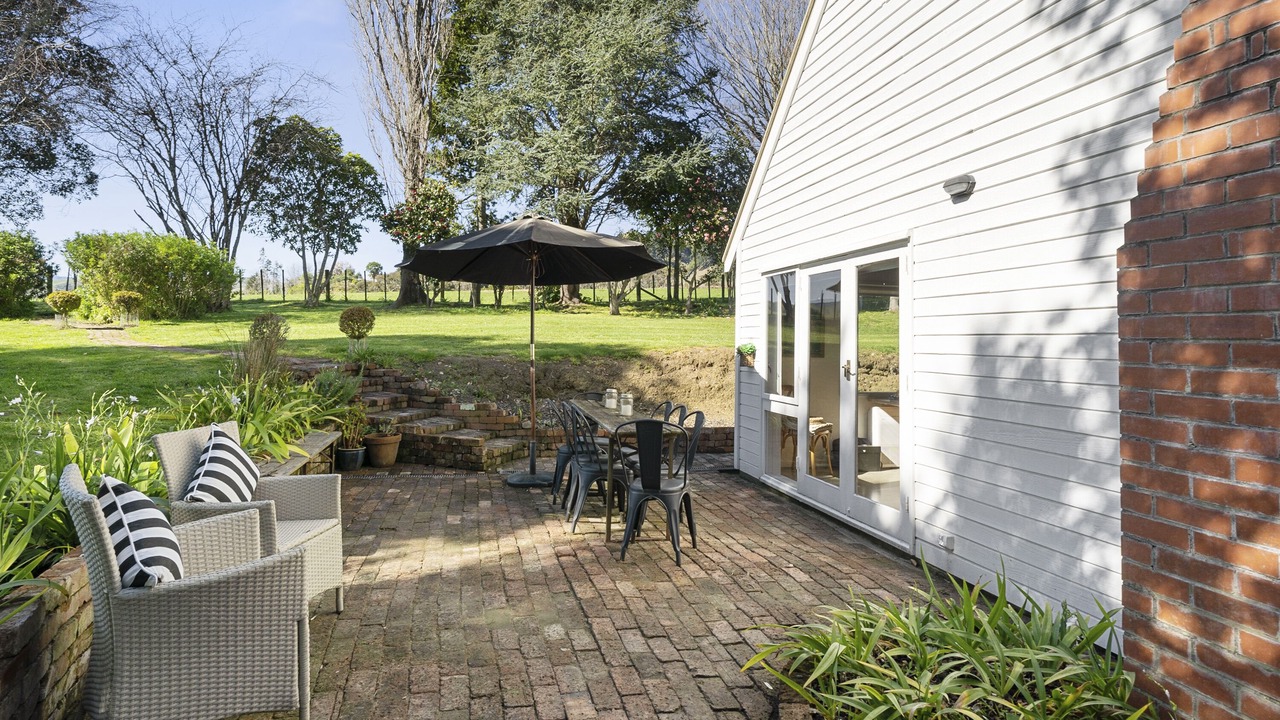 Photo of Outdoor in Te Horo Beach