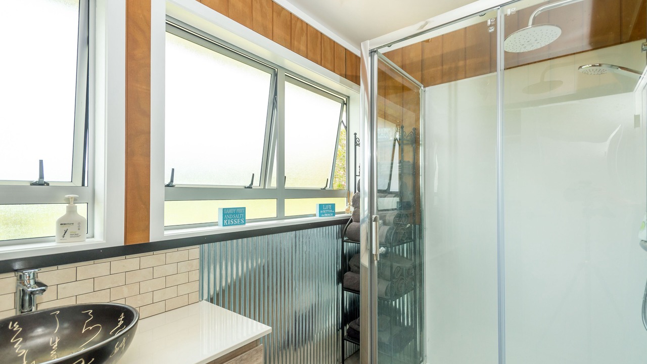 Photo of Bathroom in Opononi