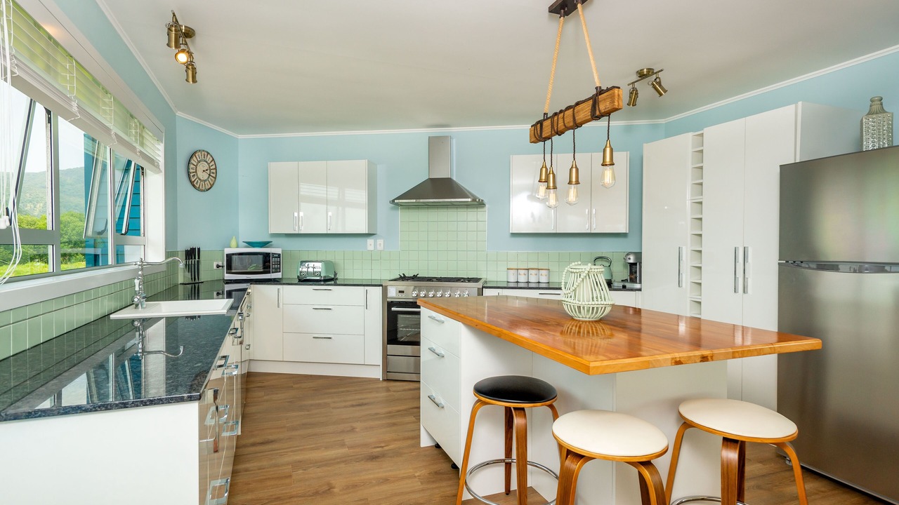 Photo of Kitchen in Opononi