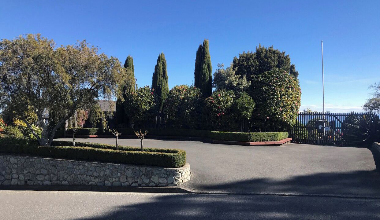 Photo of Outdoor in Stepneyville
