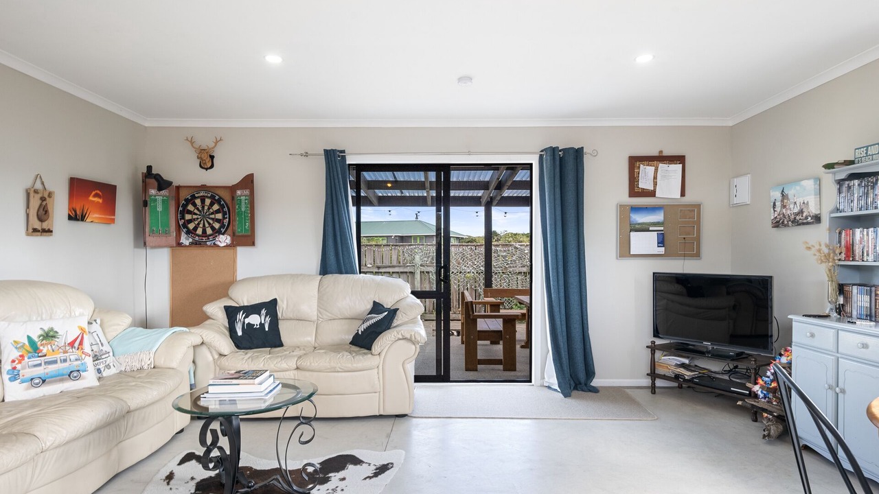 Photo of Livingroom in Himatangi Beach