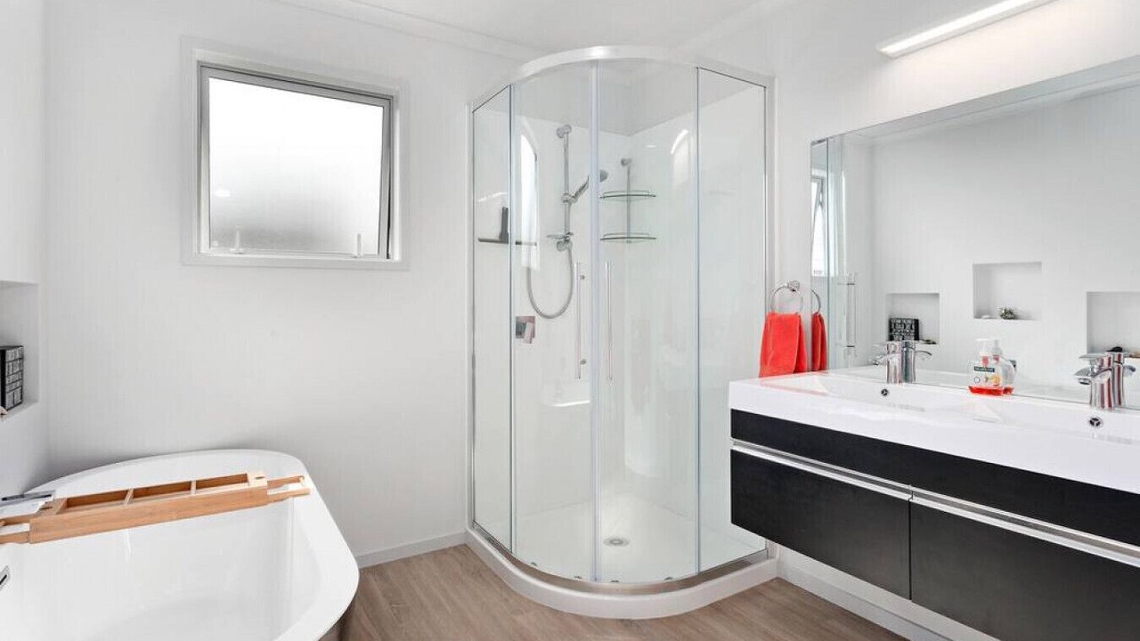 Photo of Bathroom in Waiotahi