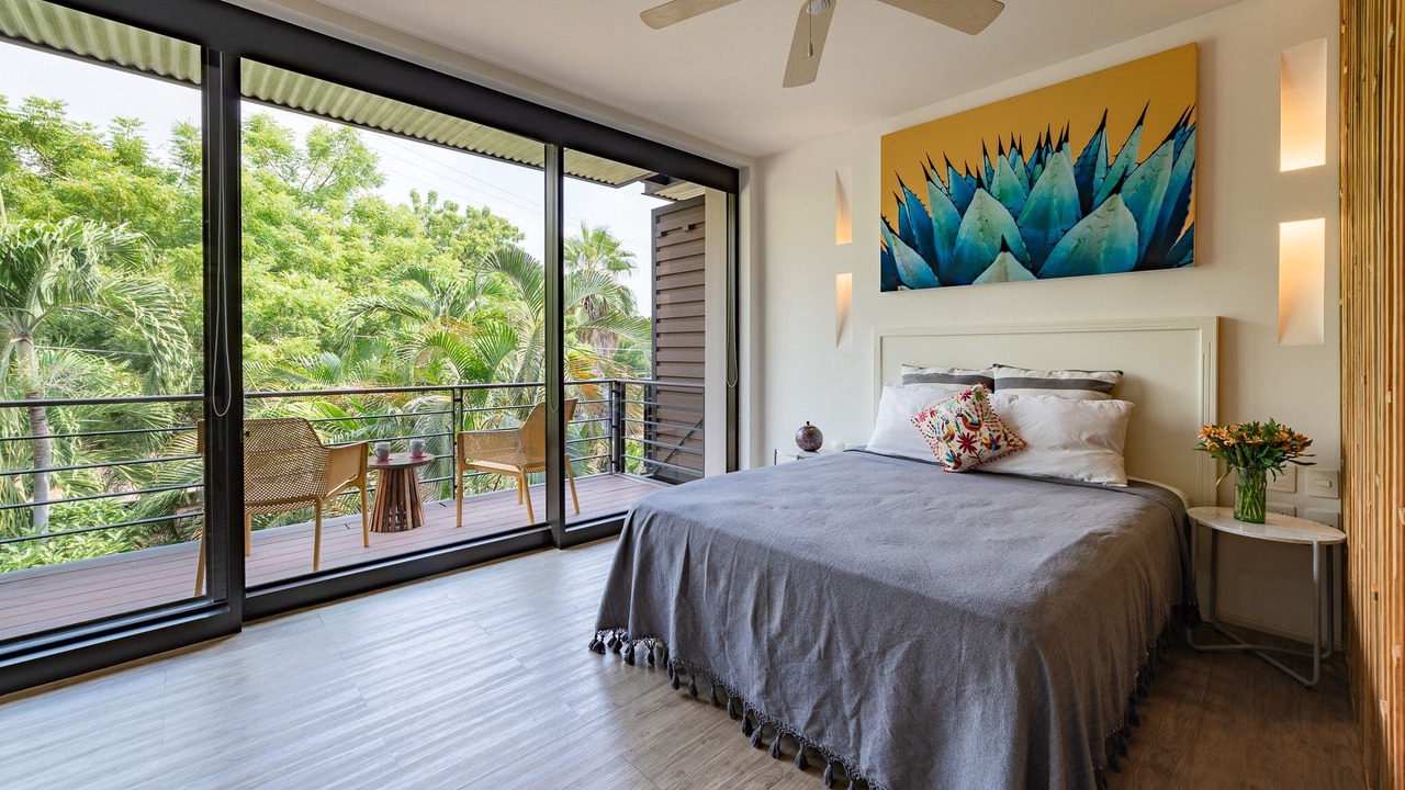 Photo of Bedroom in R