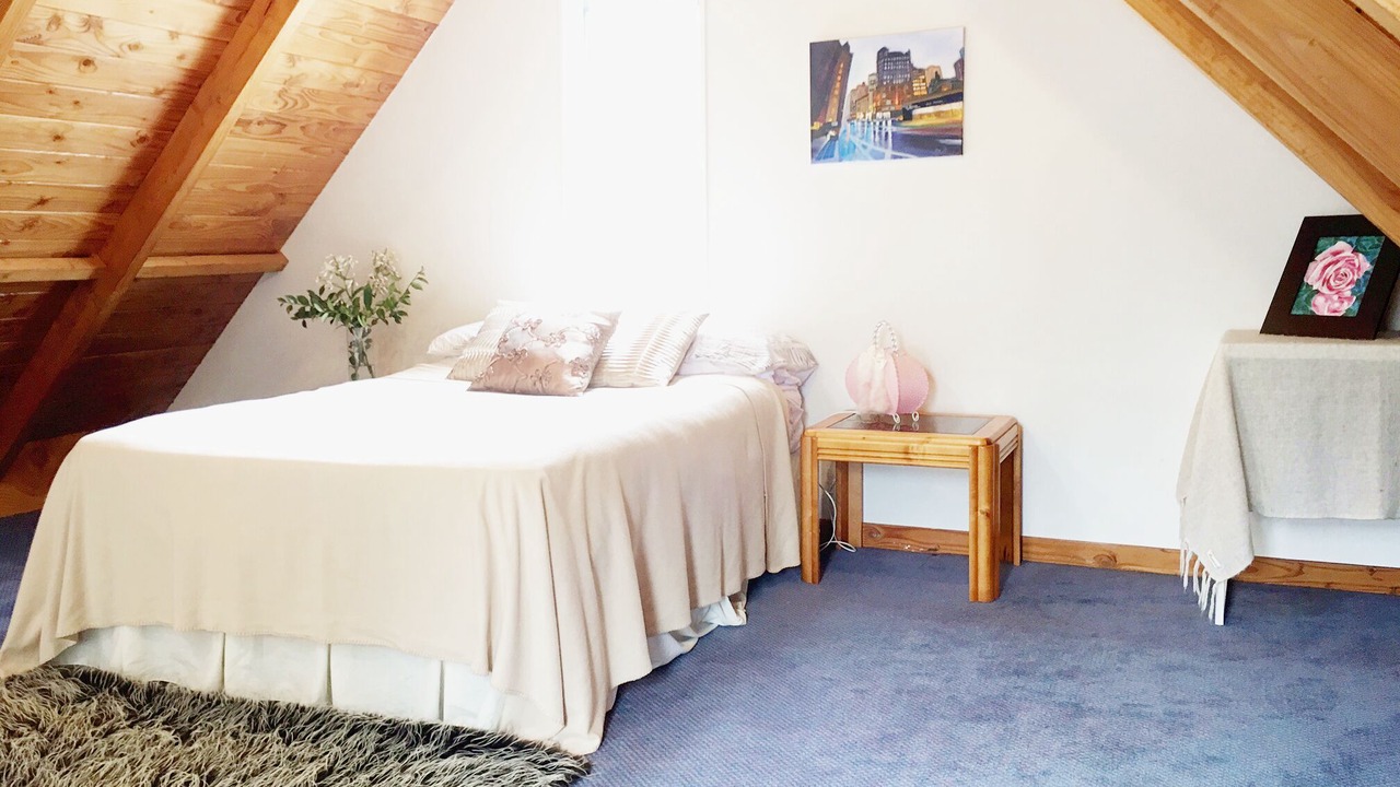 Photo of Bedroom in Epsom