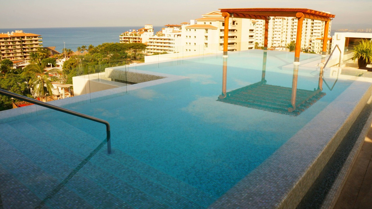 Photo of Outdoor in Romantic Zone