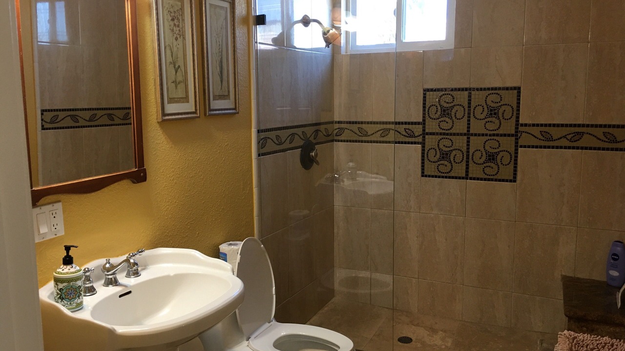 Photo of Bathroom in Playas de Chapultepec