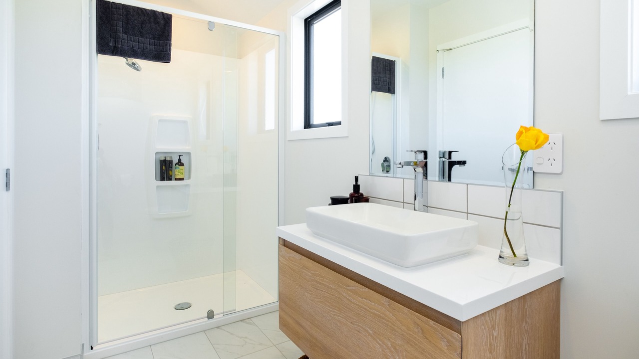 Photo of Bathroom in Clive