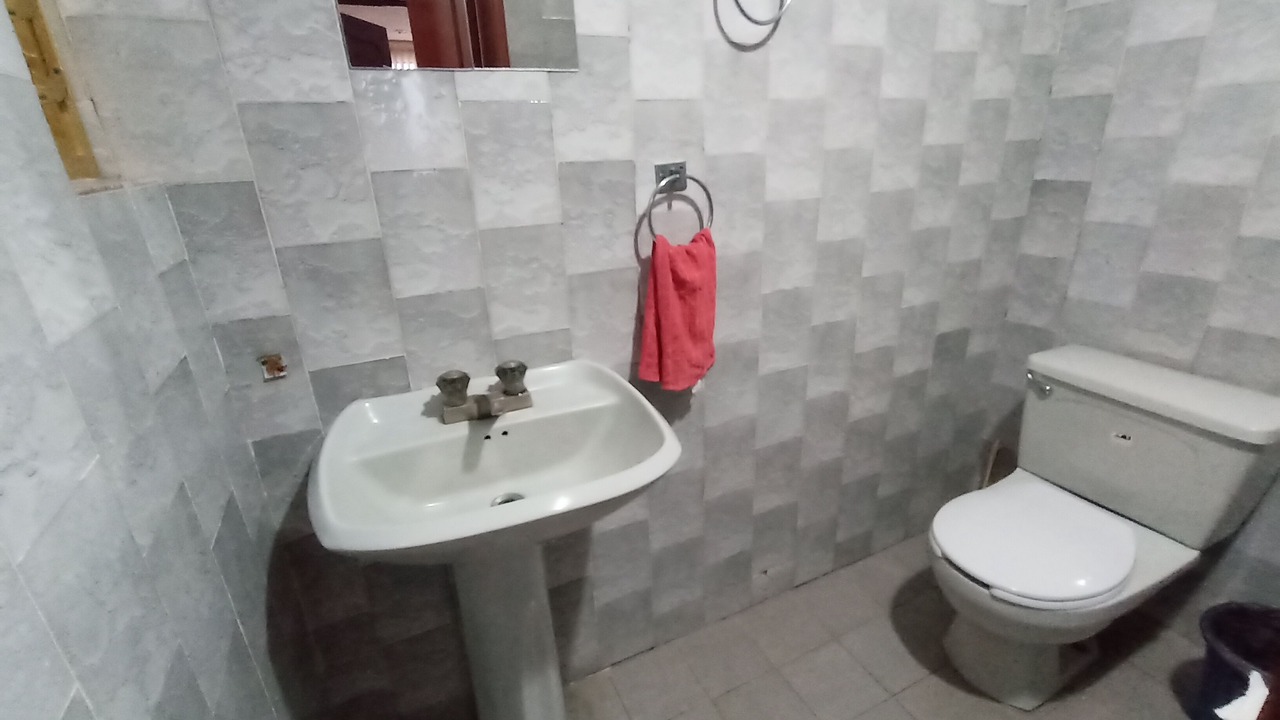Photo of Bathroom in Toluca City-Centre