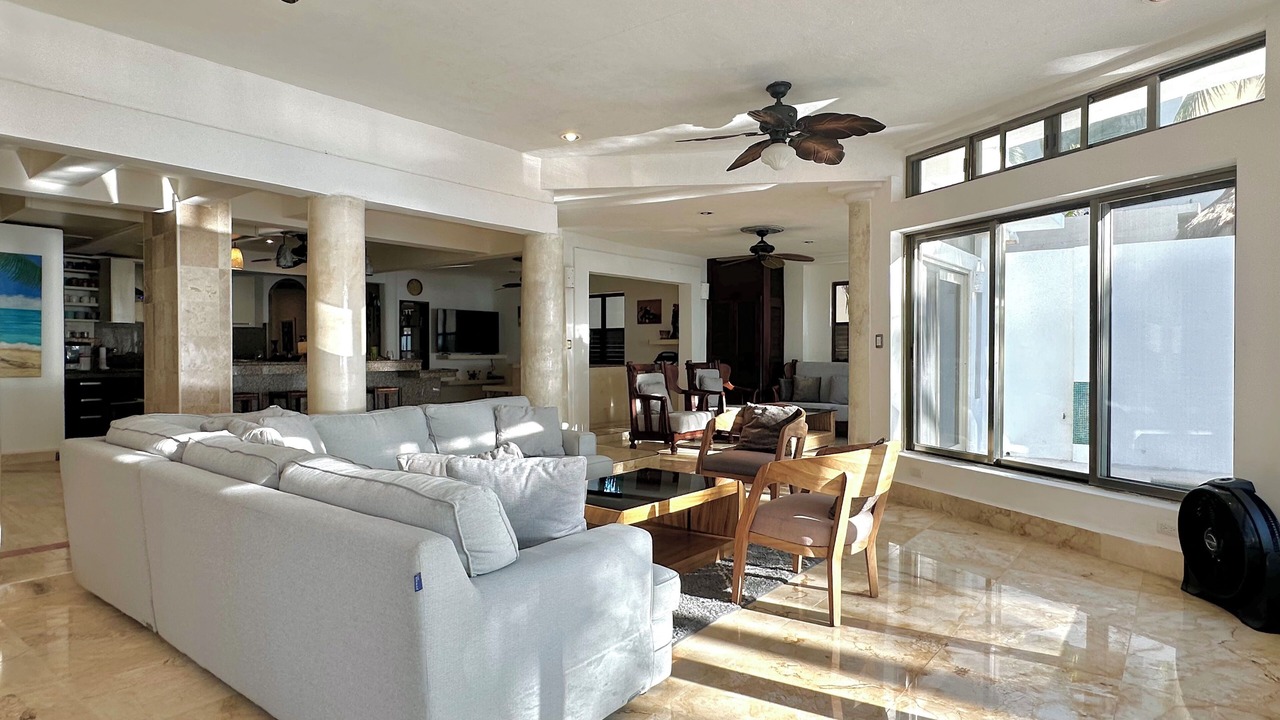 Photo of Livingroom in Soliman Bay