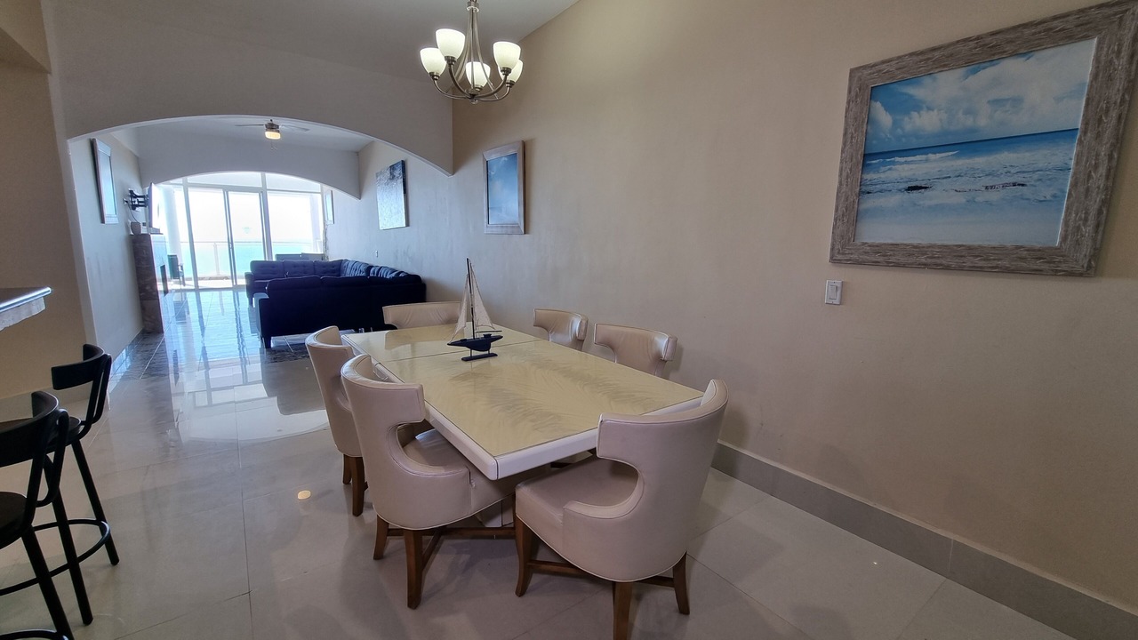 Photo of Livingroom in San Antonio del Mar