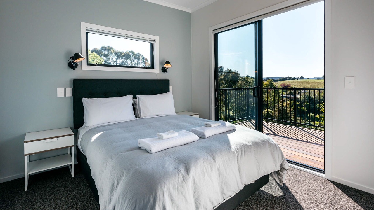 Photo of Bedroom in Surfdale