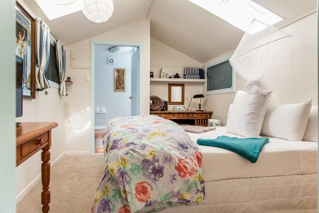 Photo of Bedroom in Palm Beach