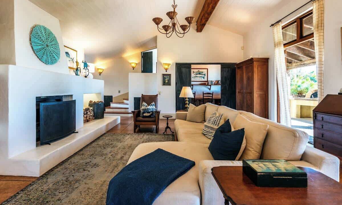 Photo of Livingroom in Onetangi
