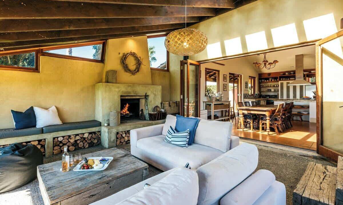 Photo of Livingroom in Onetangi