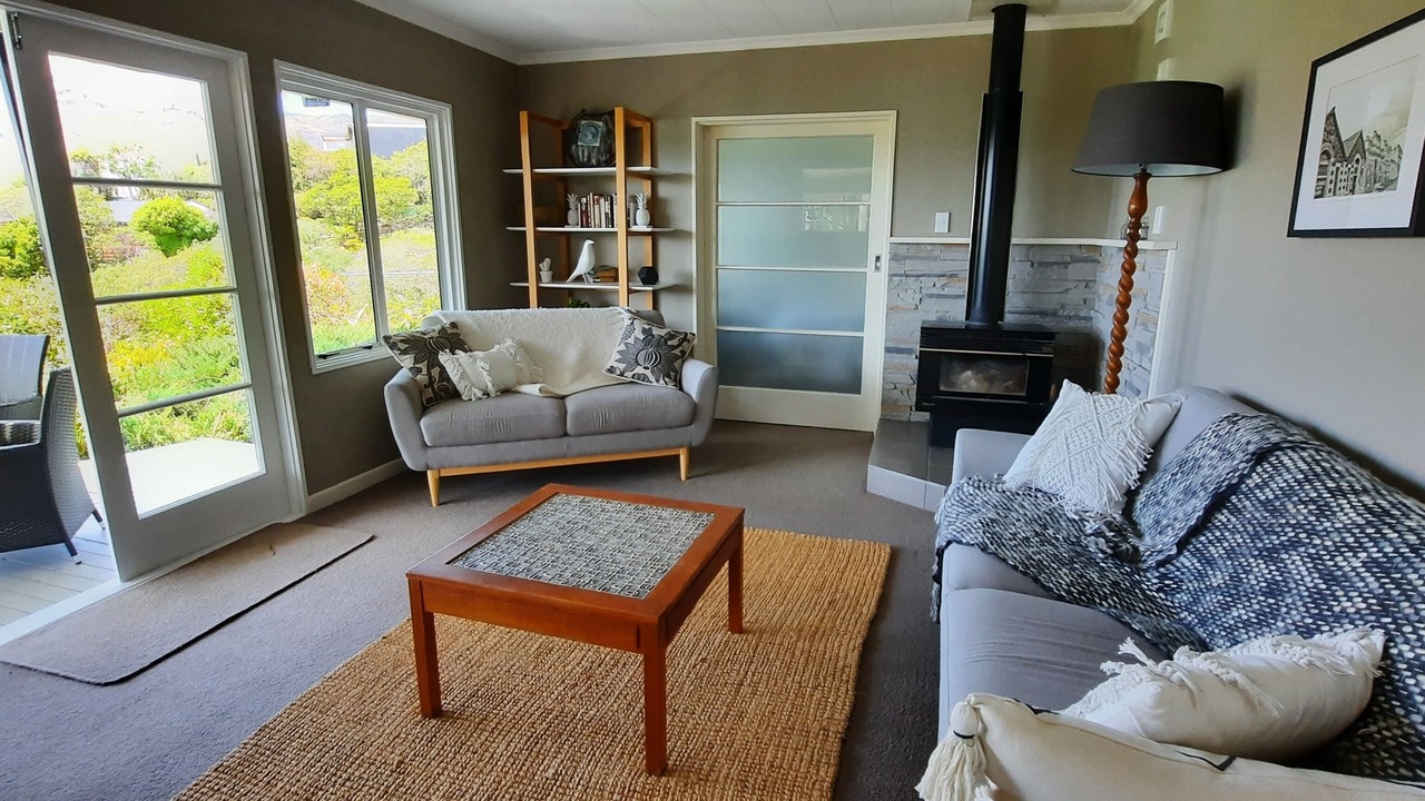 Photo of Livingroom in Diamond Harbour