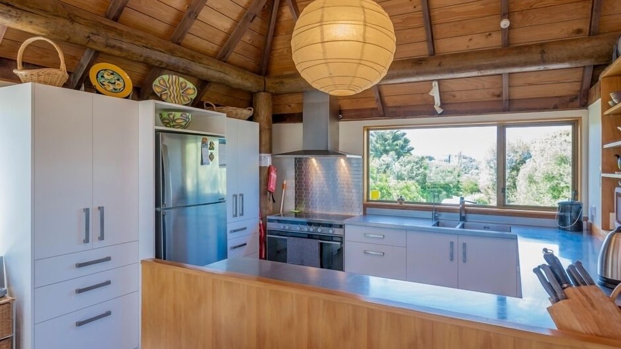 Photo of Kitchen in Te Horo Beach