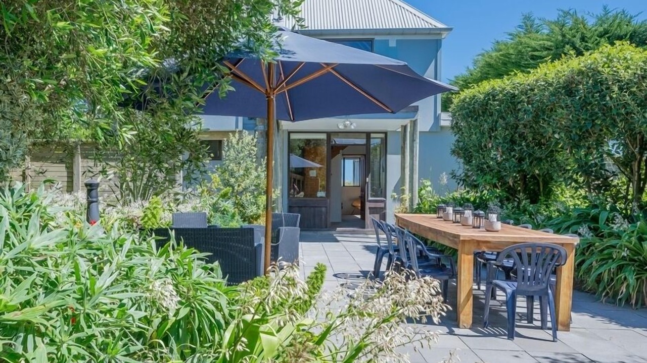 Photo of Outdoor in Te Horo Beach