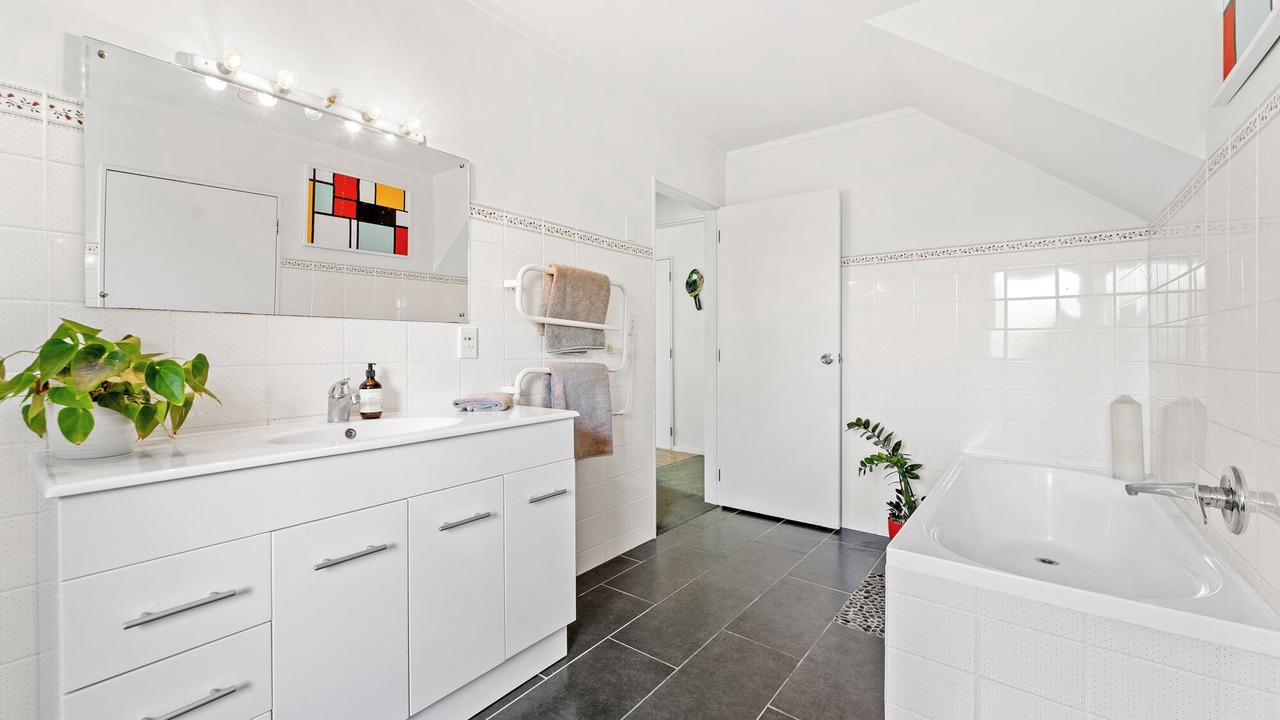Photo of Bathroom in Matakana