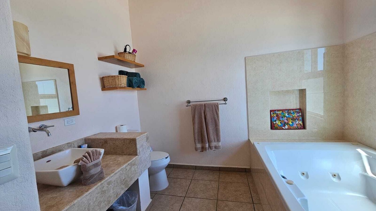 Photo of Bathroom in Buenavista