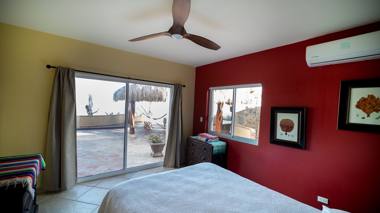 Photo of Bedroom in Vinorama