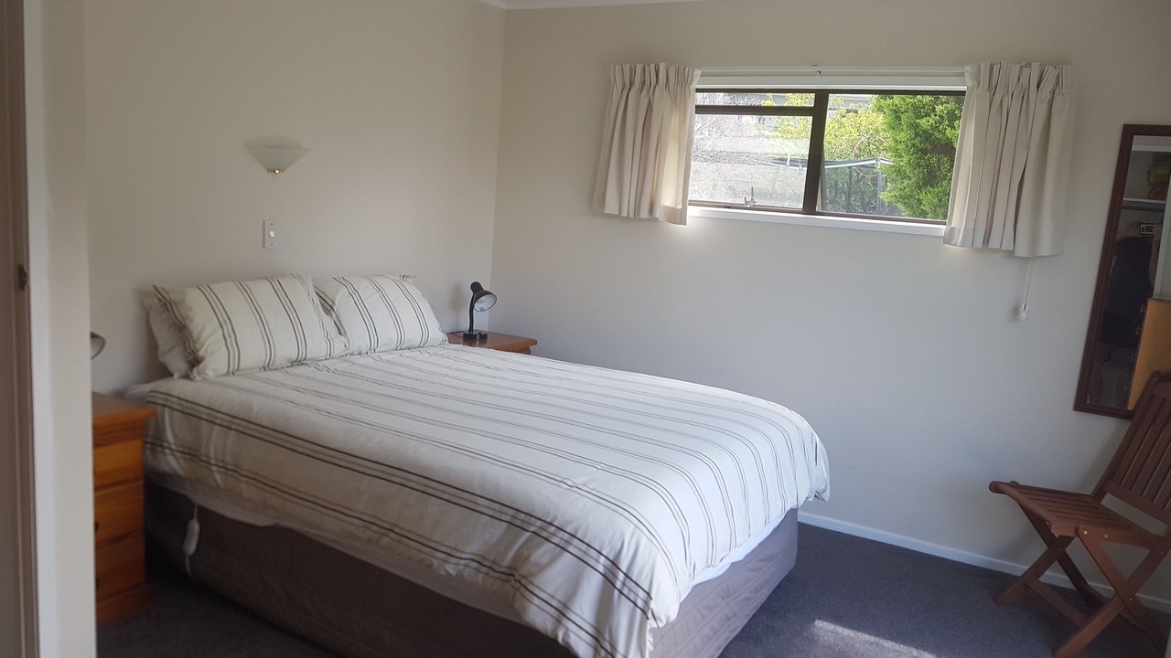 Photo of Bedroom in Snells Beach