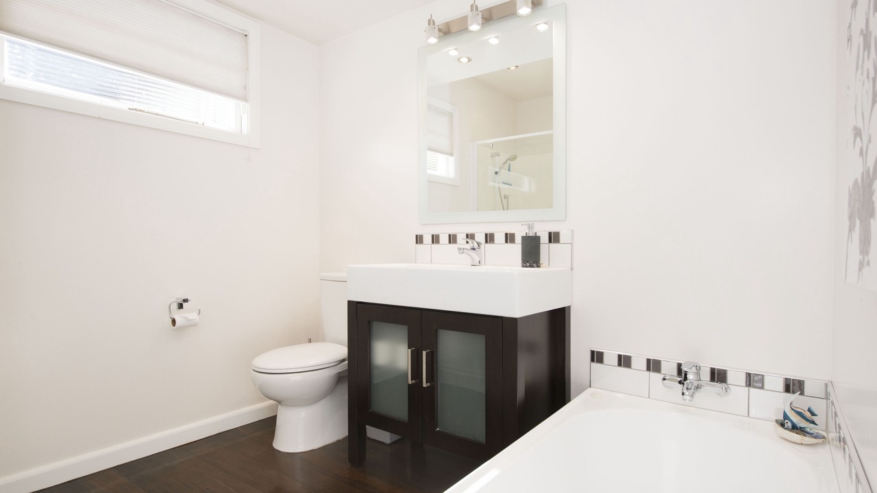 Photo of Bathroom in Tahunanui