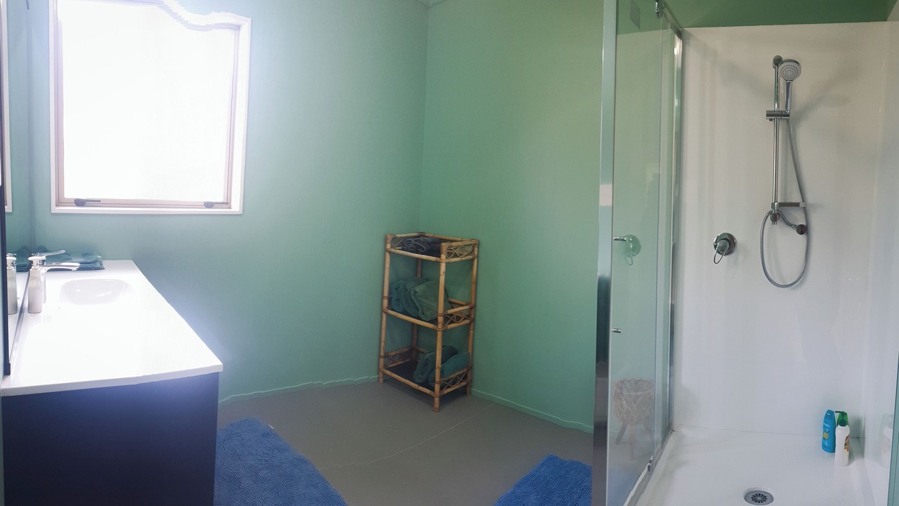 Photo of Bathroom in Houhora