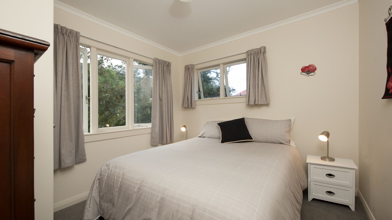 Photo of Bedroom in Russell