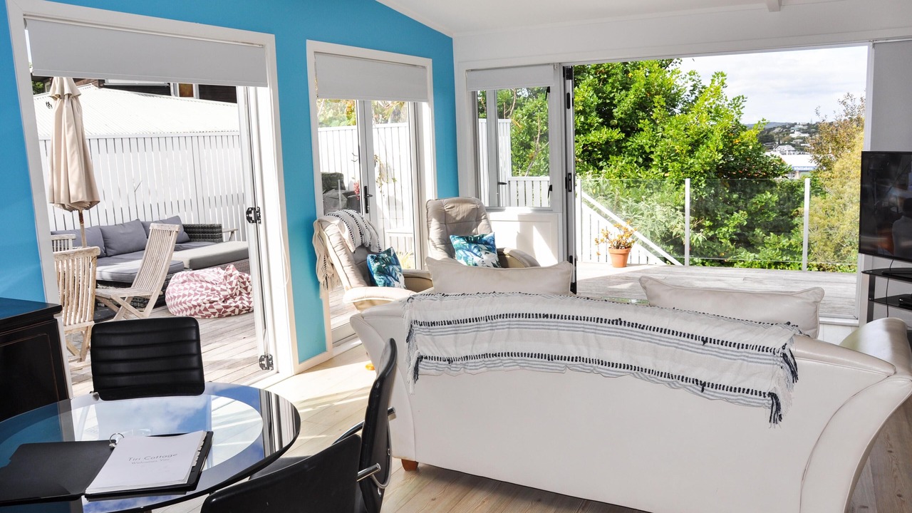 Photo of Livingroom in Oneroa