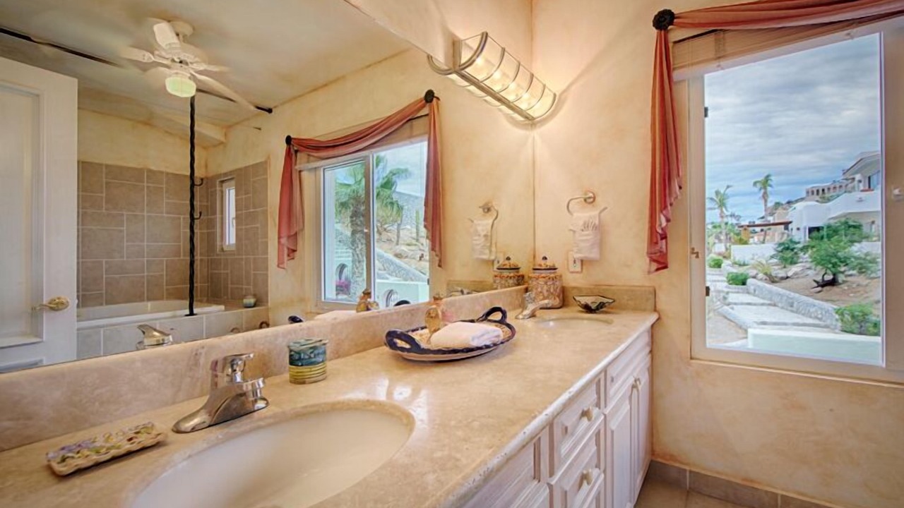 Photo of Bathroom in Pedregal