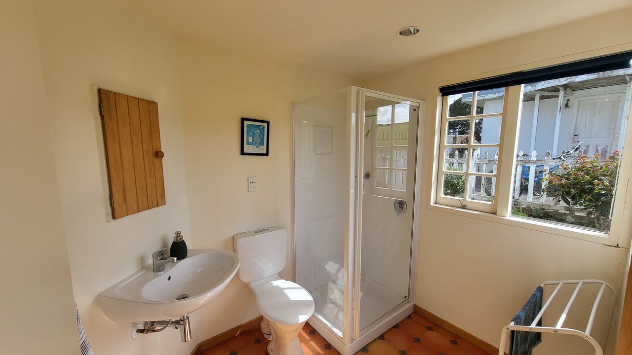 Photo of Bathroom in Otaki