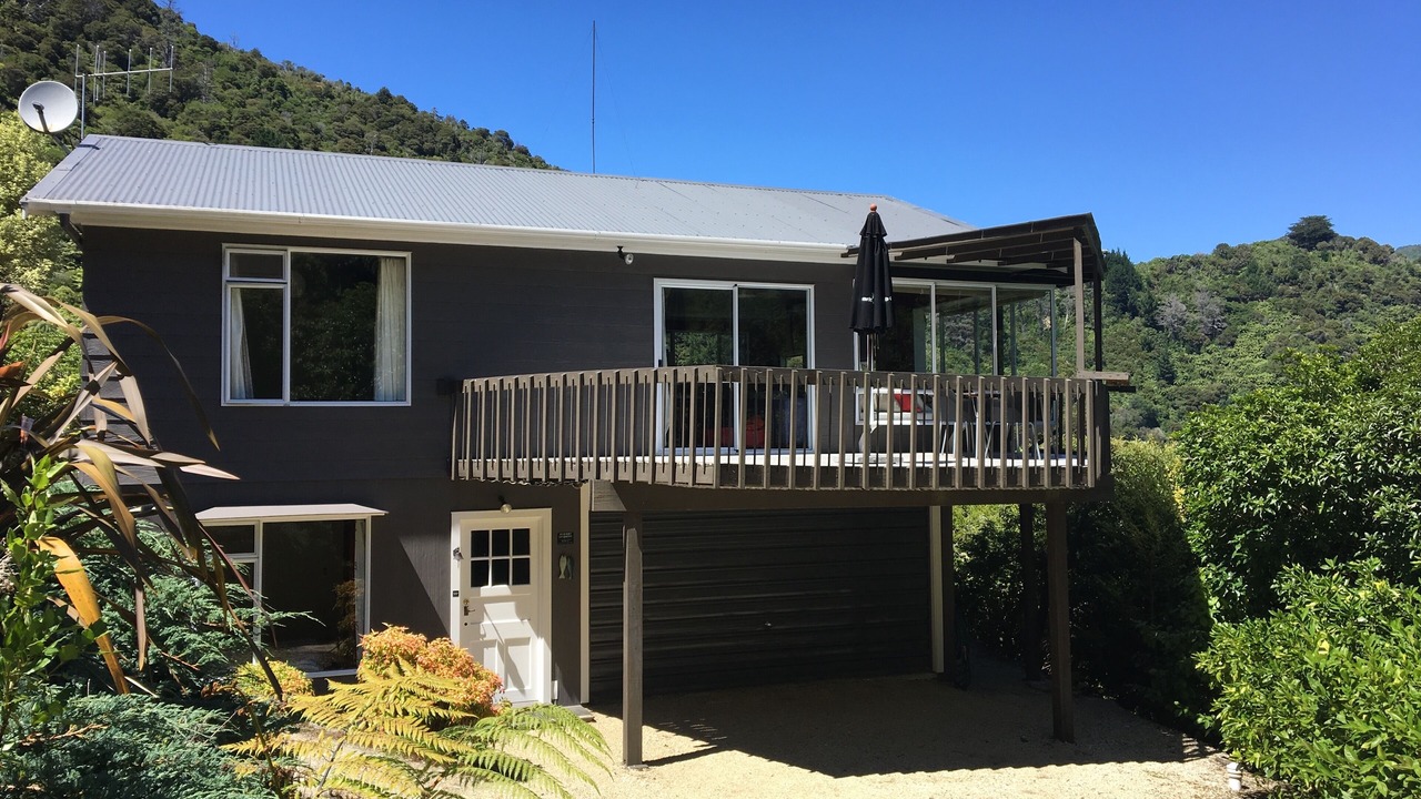 Photo of Others in Te Mahia