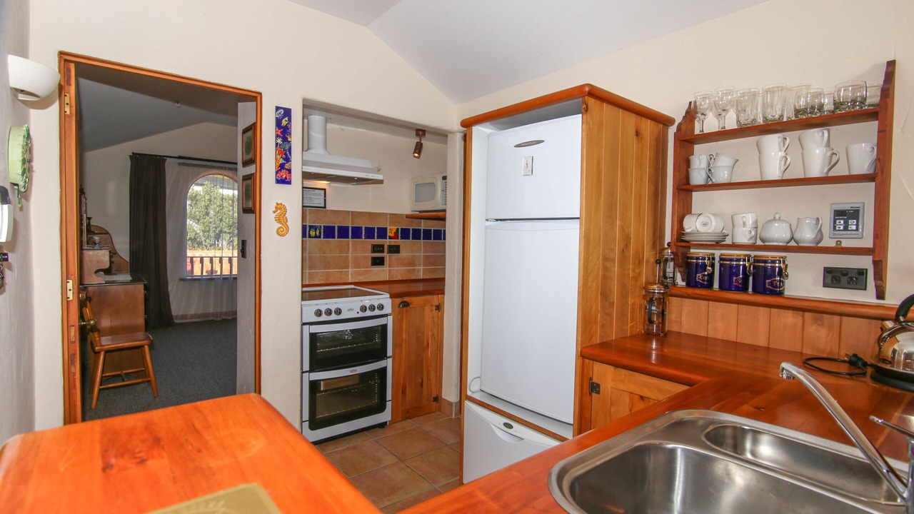 Photo of Kitchen in Ngaio Bay