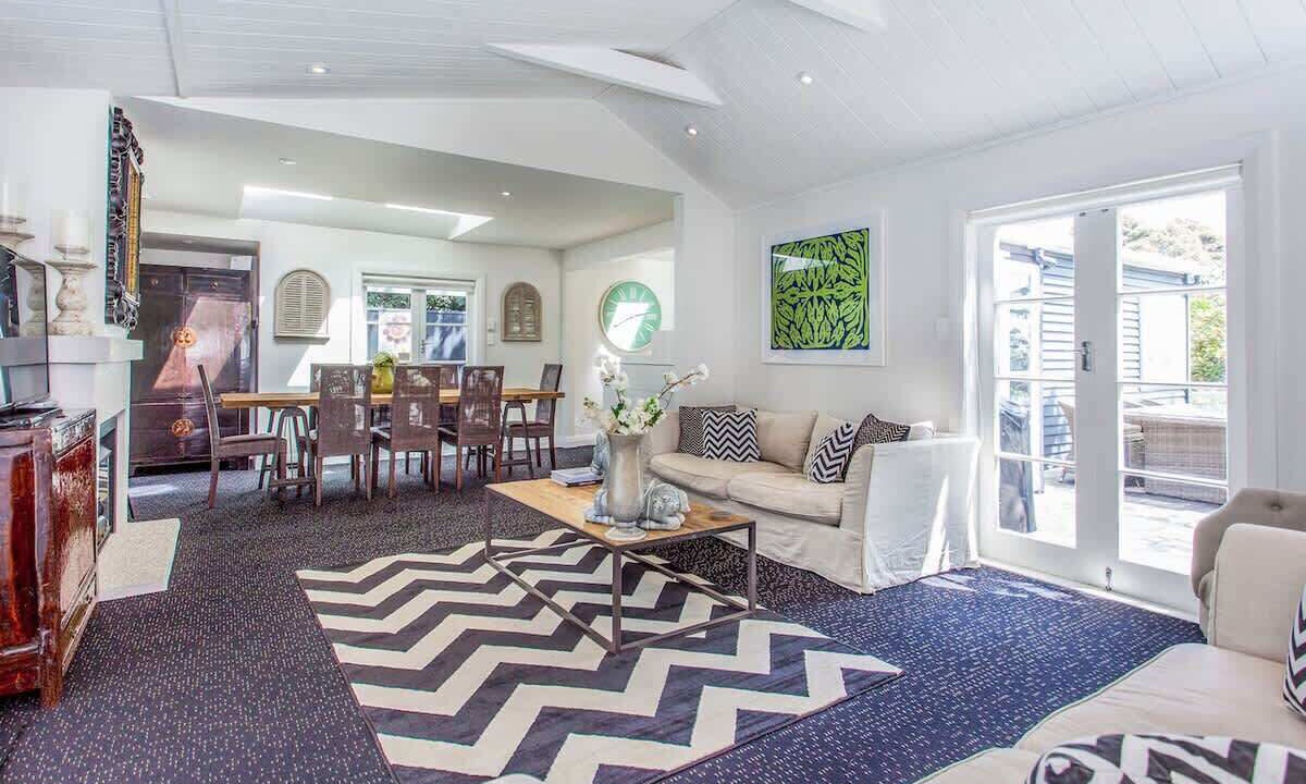Photo of Livingroom in Palm Beach